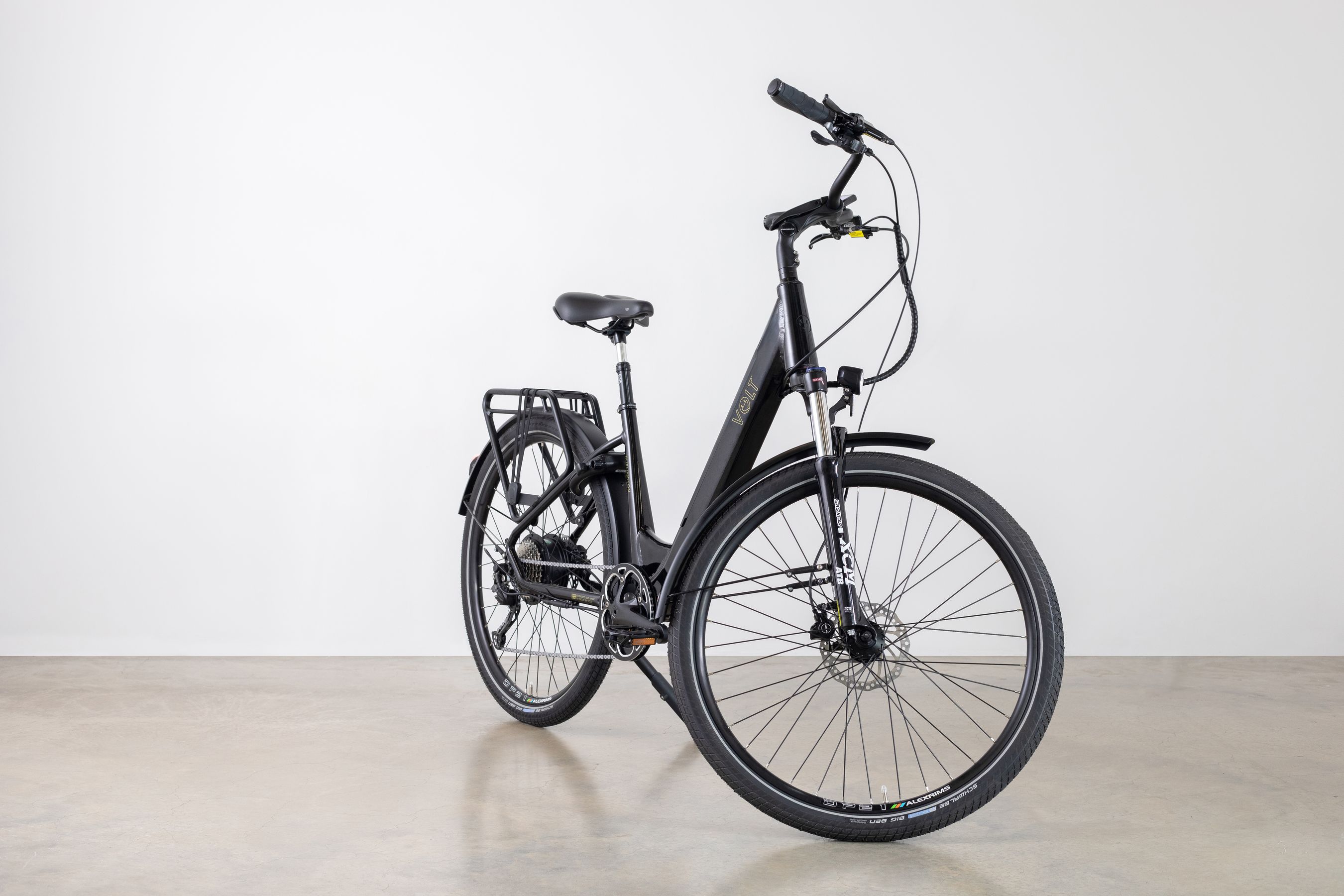 Volt Burlington Classic E-bike studio photograph