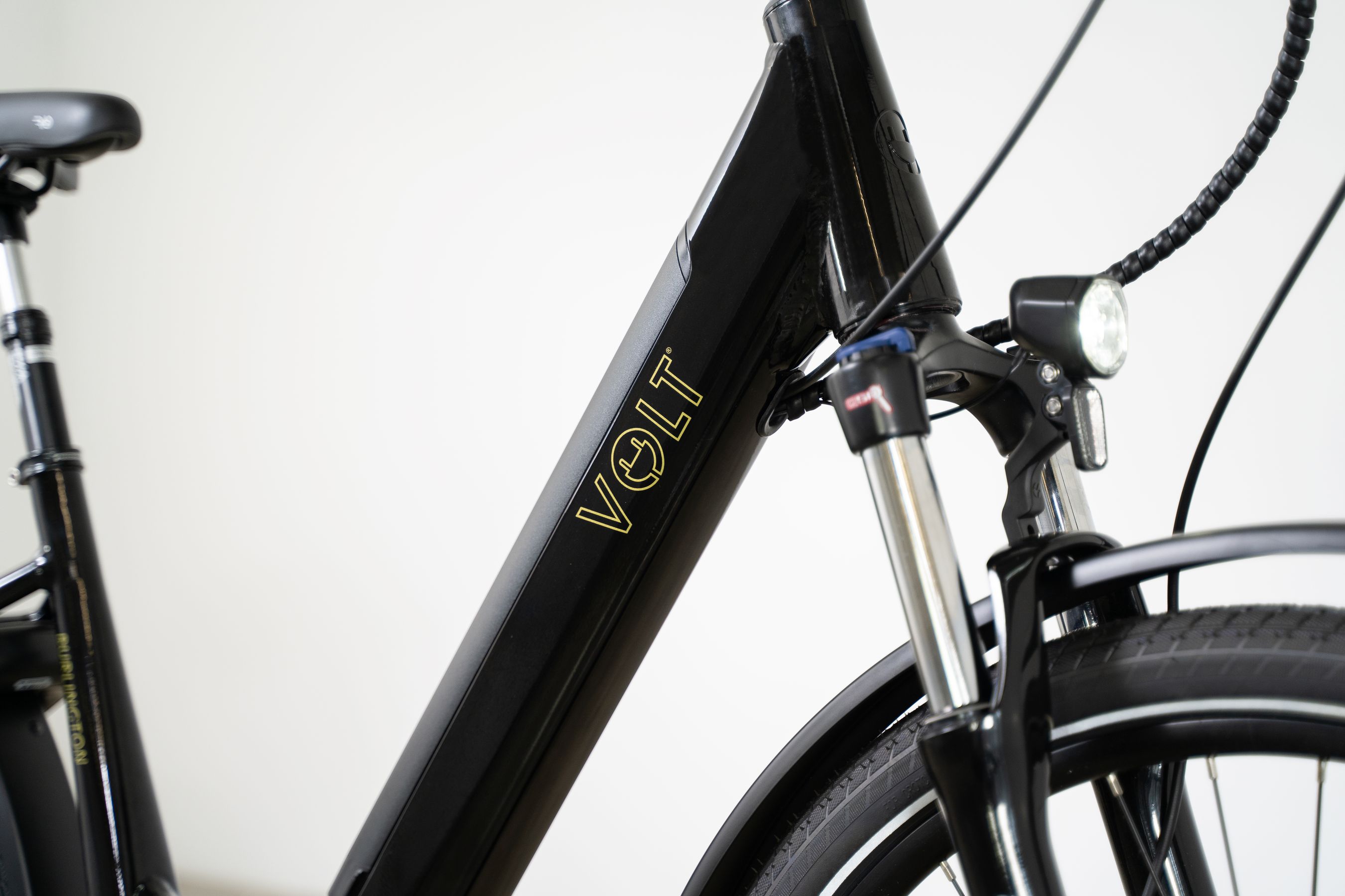 Volt Burlington Classic E-bike front light close up