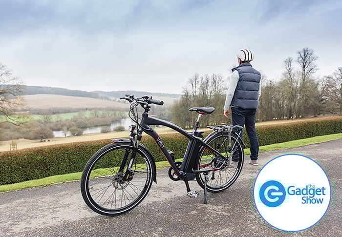 A cyclist admiring the rolling hills with his VOLT Pulse e-bike