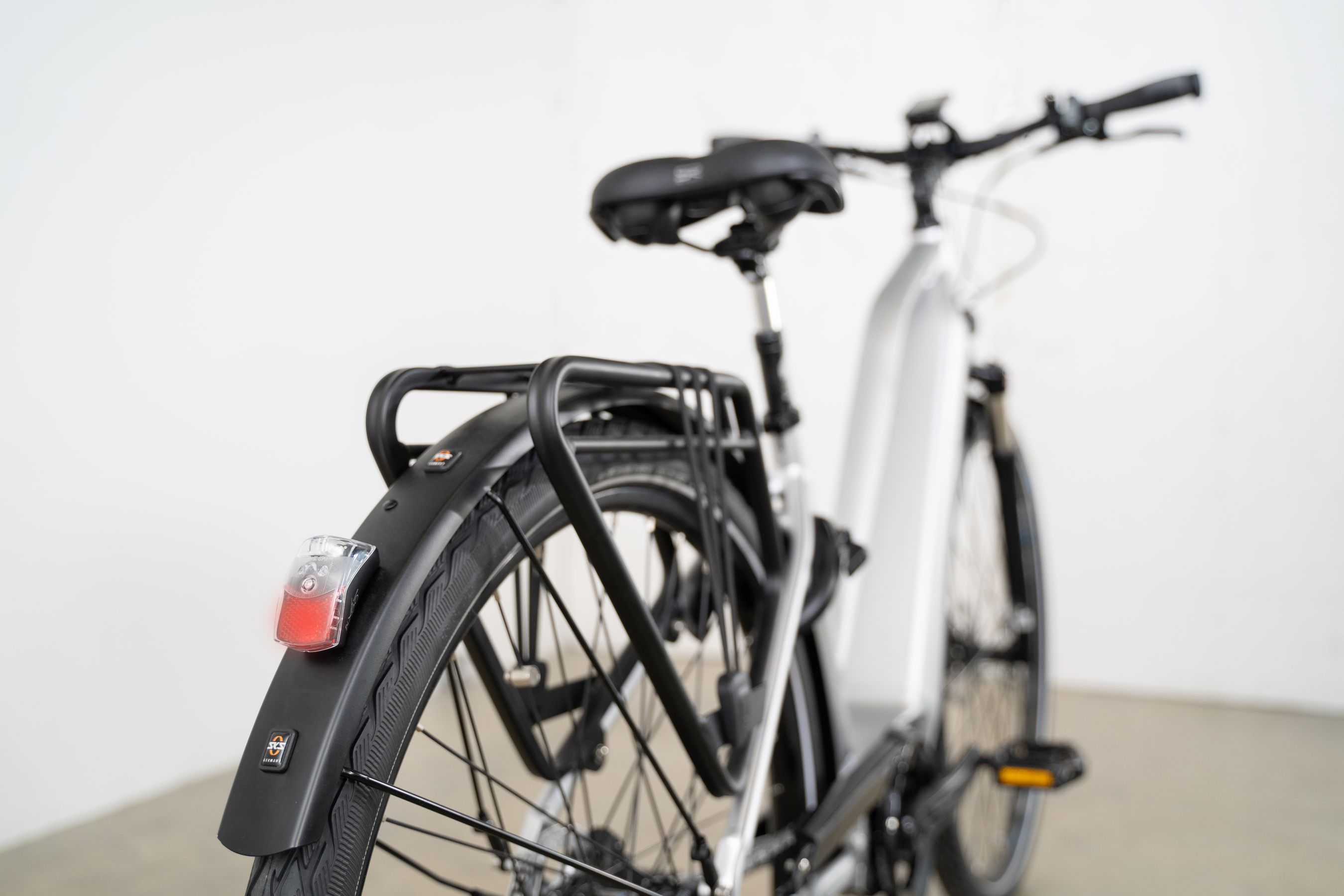 Volt Infinity LS Shimano STEPS studio photograph