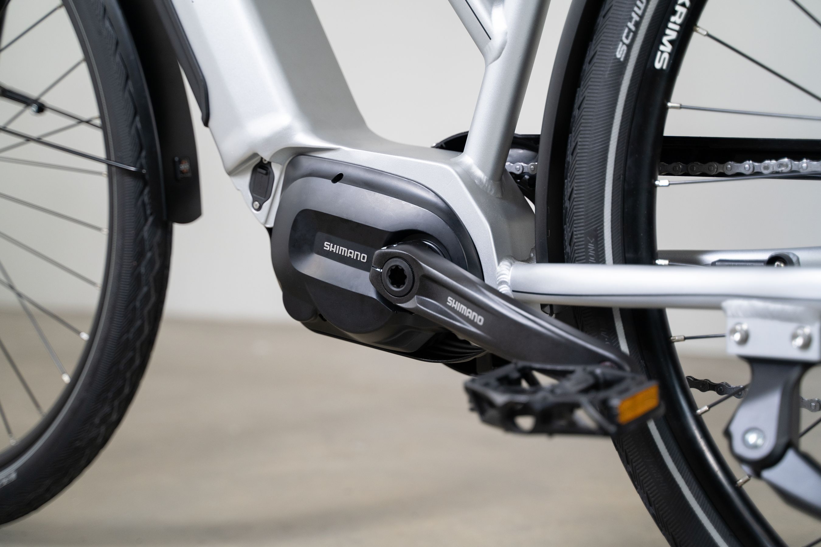 Volt Infinity LS Shimano STEPS studio photograph