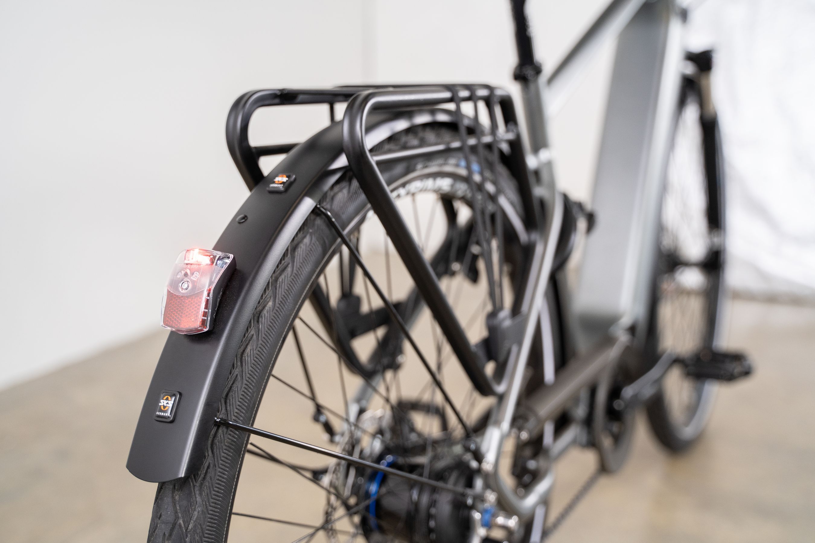 Volt Infinity Shimano STEPS studio photograph