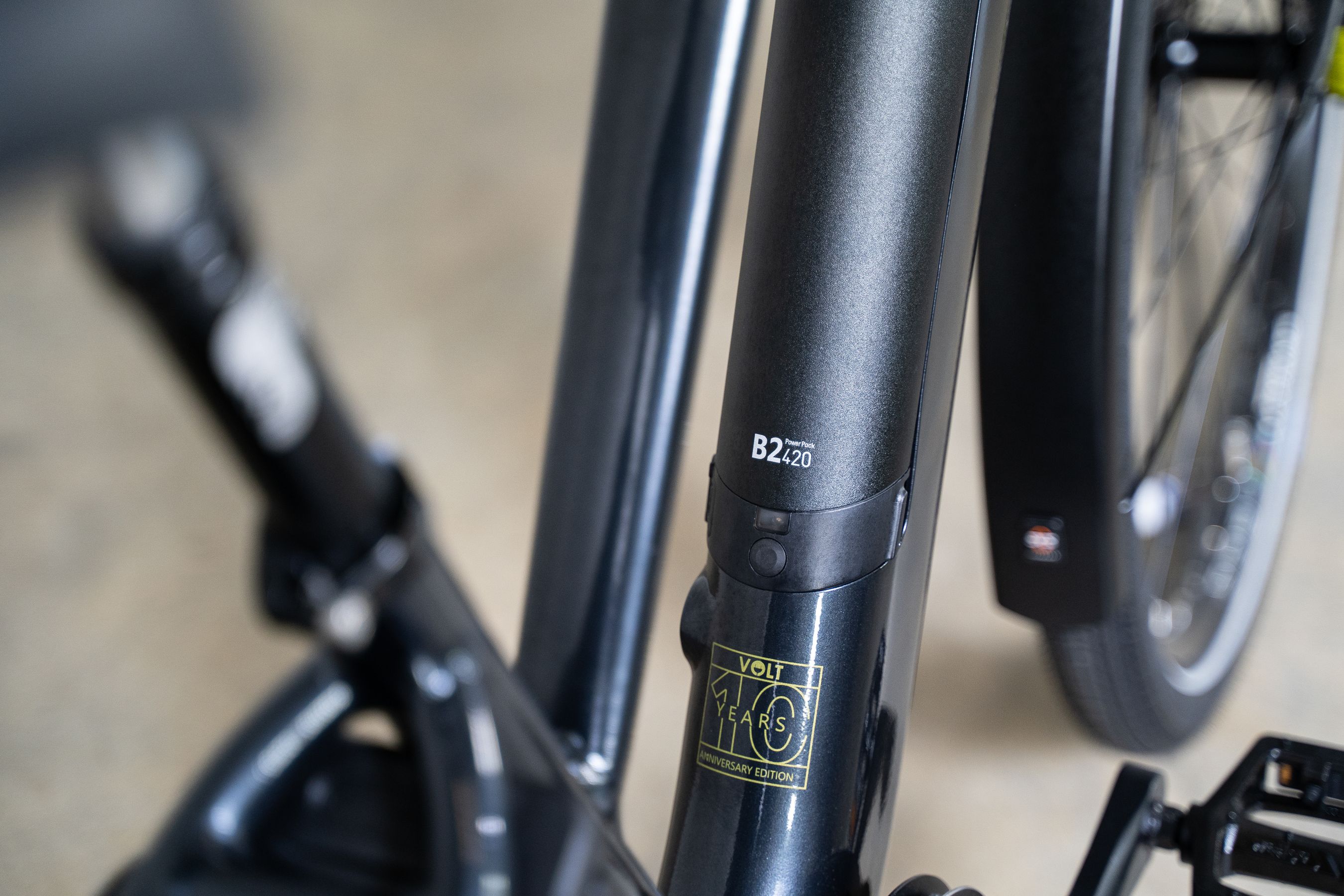 Volt Pulse LS Step Through E-bike studio photograph