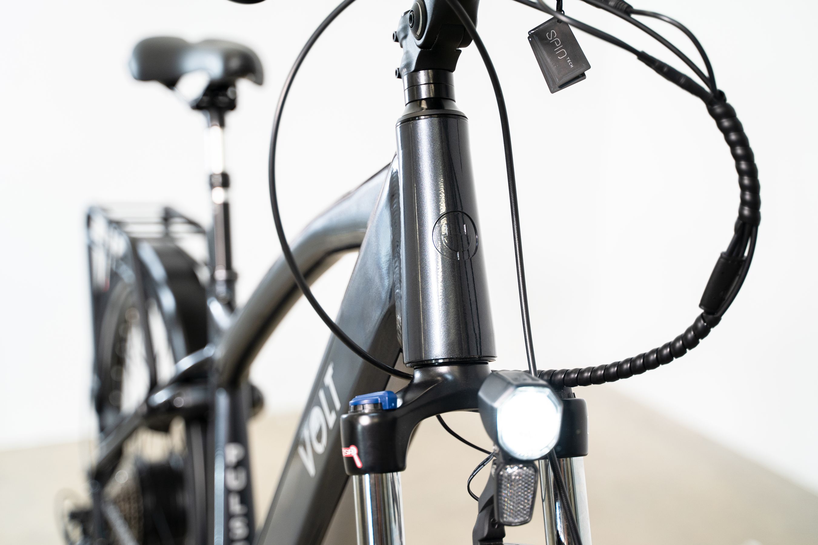 Volt Pulse Hybrid E-bike studio photograph