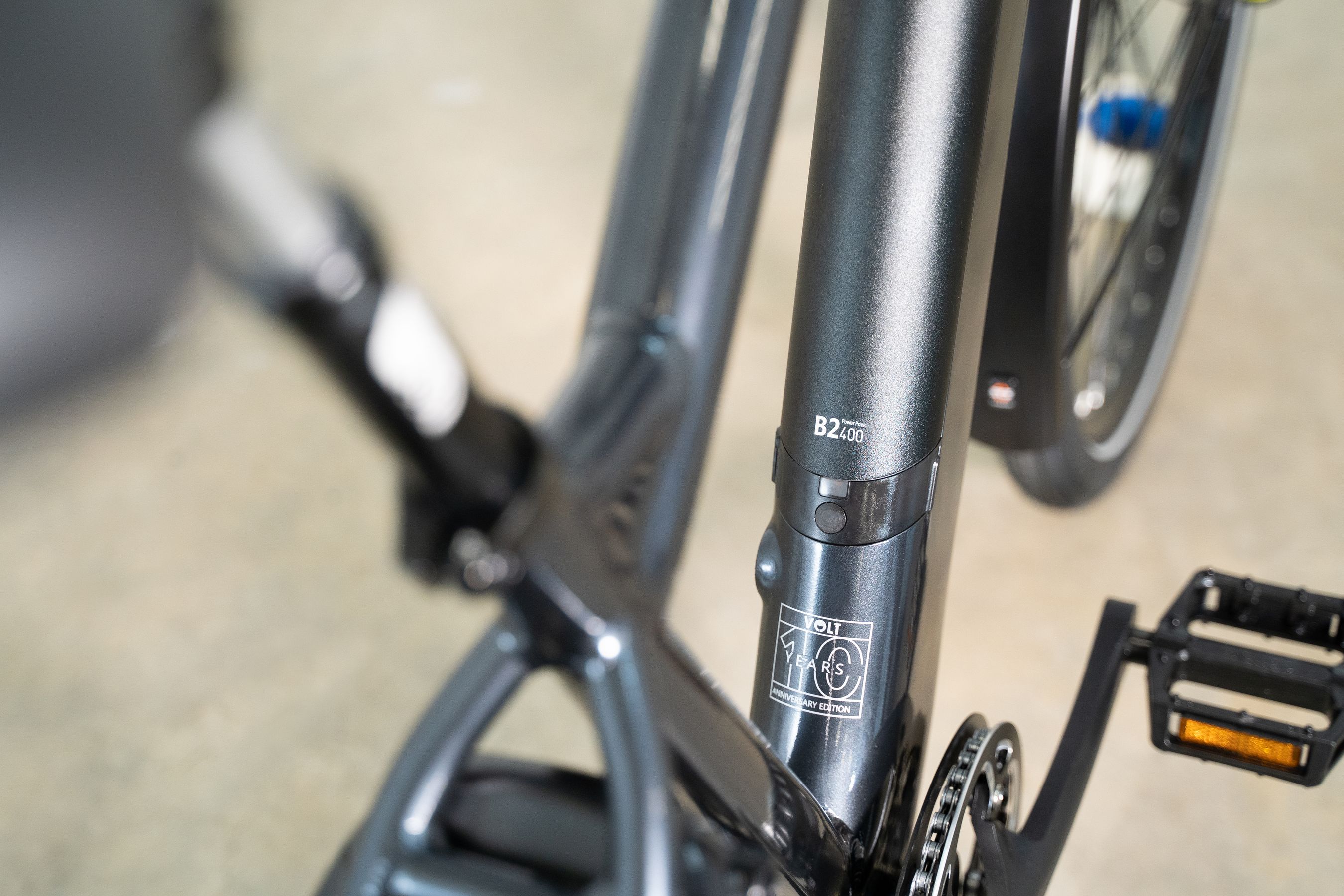 Volt Pulse Hybrid E-bike studio photograph