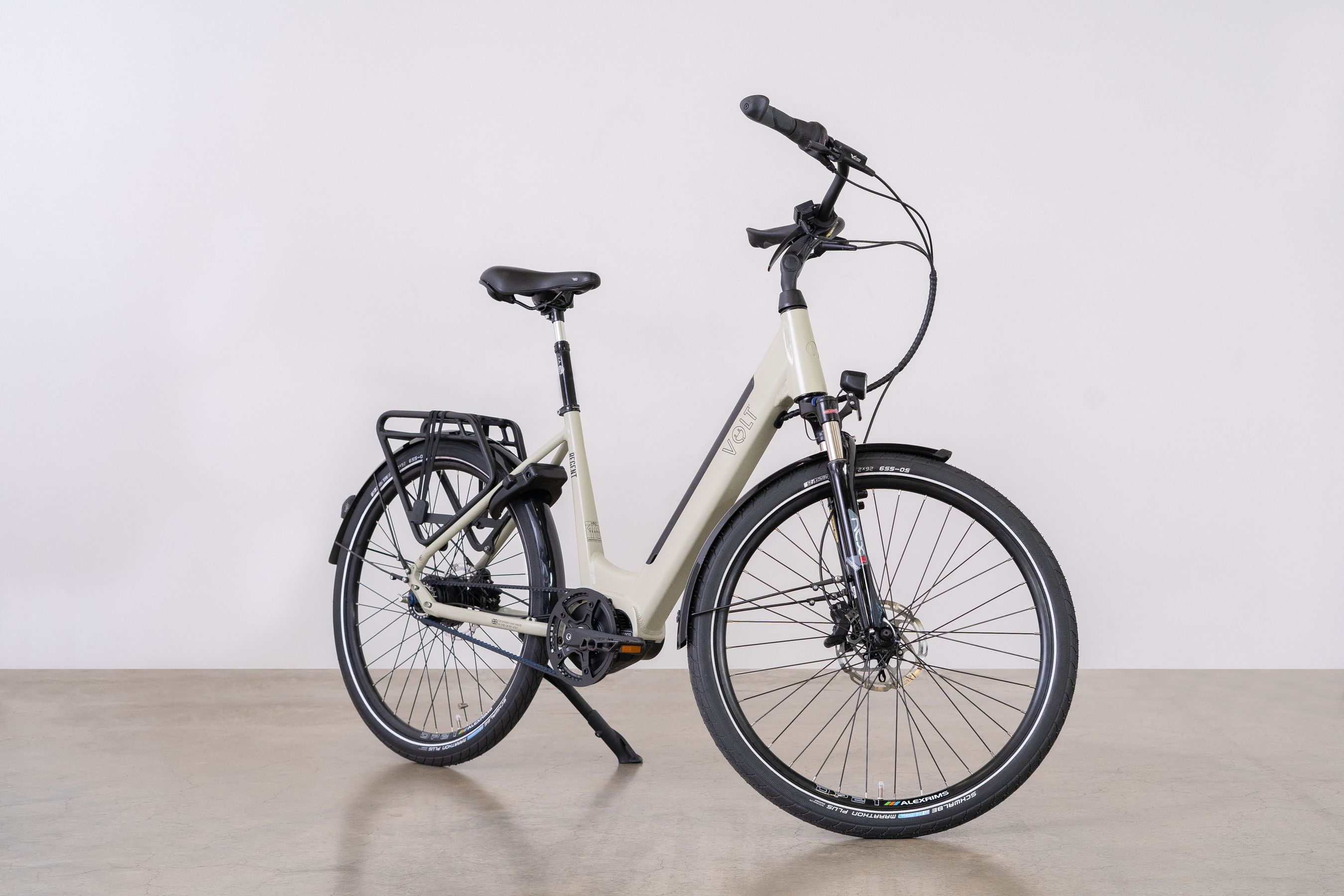 Volt Regent E-bike studio photograph
